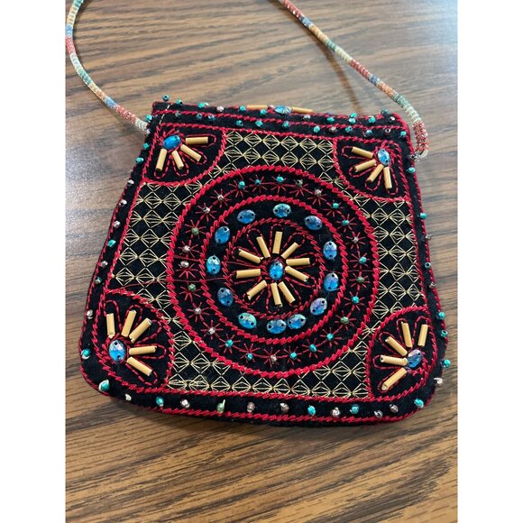 Small beaded crossbody bag red black blue - Picture 3 of 10